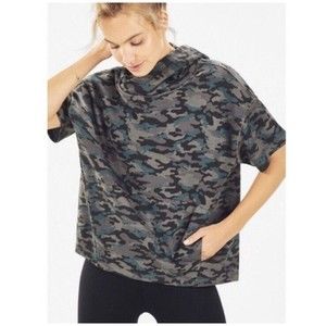 Fabletics Short Sleeve Pullover Activewear Hadley Hoodie Sweater Size Small